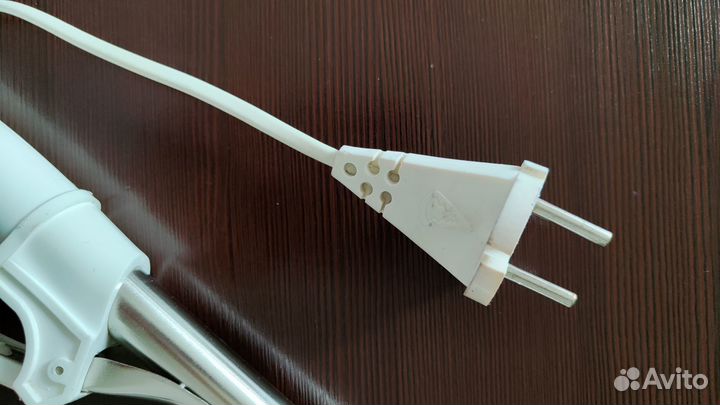 Плойка для завивки волос