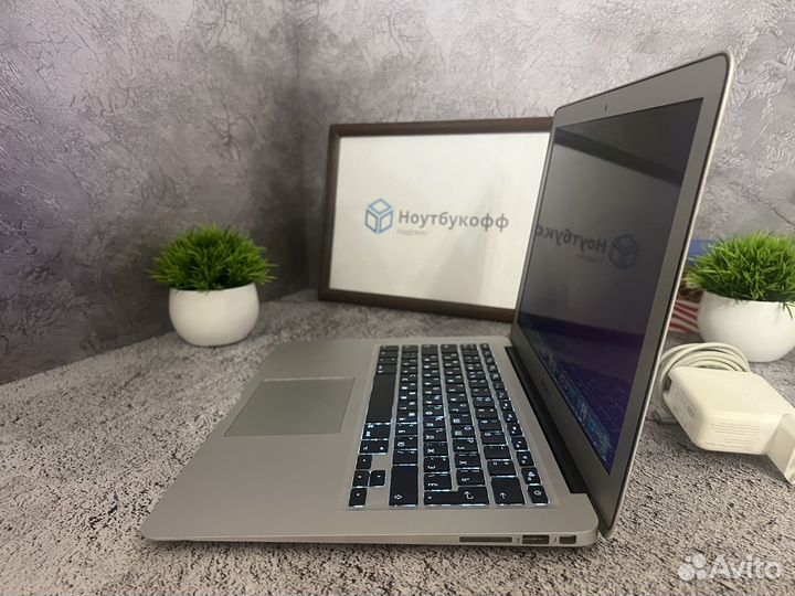 Apple macbook air 13 2017