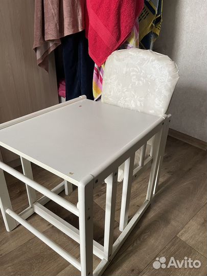 Детский стоик / стульчик для кормления