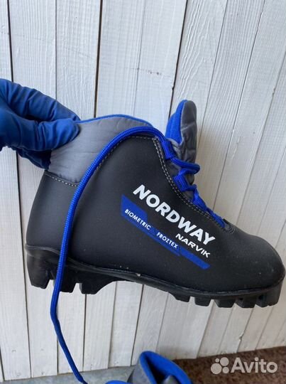 Лыжные ботинки