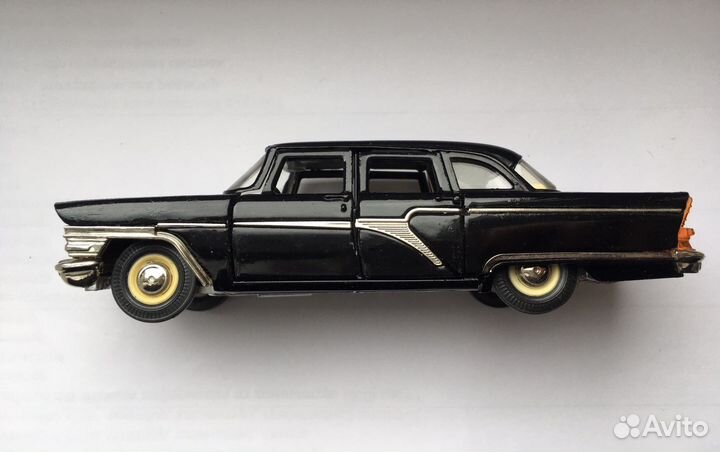 Модель Чайка газ 13 А15