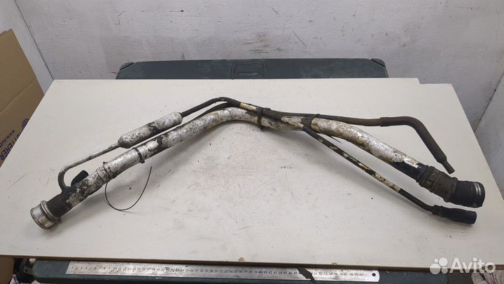 Горловина заливная топливная Volvo XC90, 2010