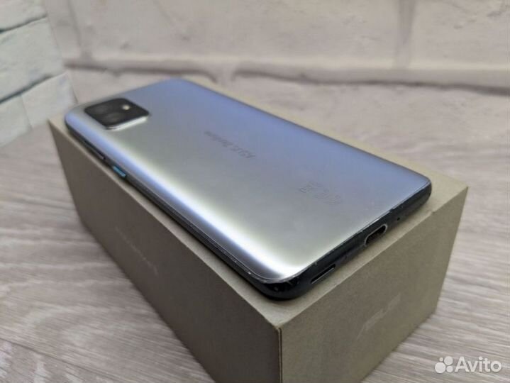 ASUS Zenfone 8, 8/128 ГБ
