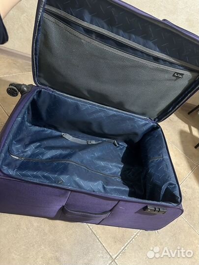 Чемодан на колесах