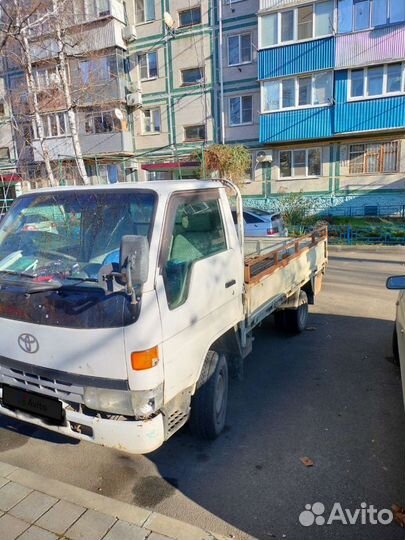 Toyota Dyna бортовой, 1999