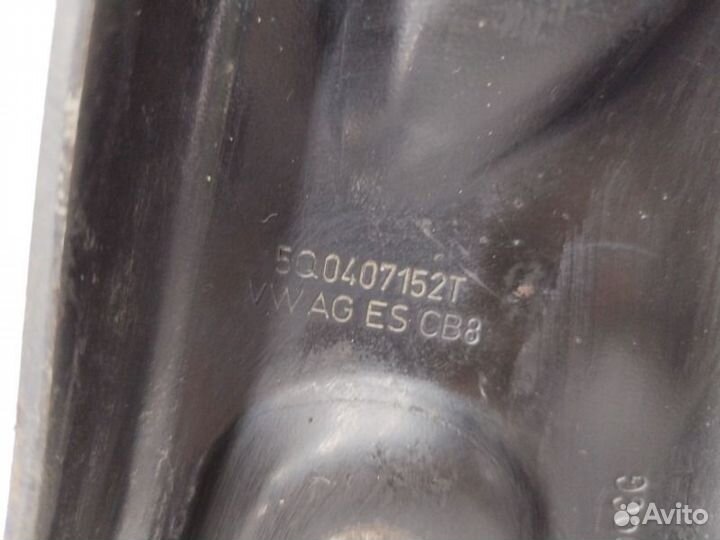 Рычаг передний правый Skoda Octavia A7 cwva 2018