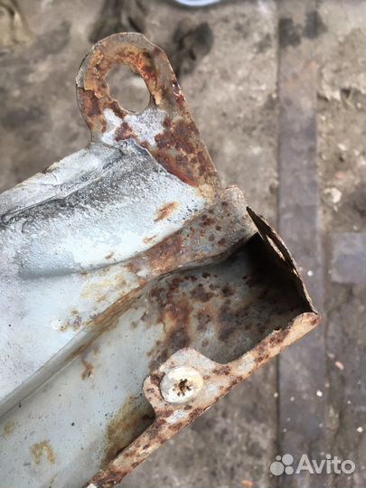 Гольф 4 переднее правое крыло