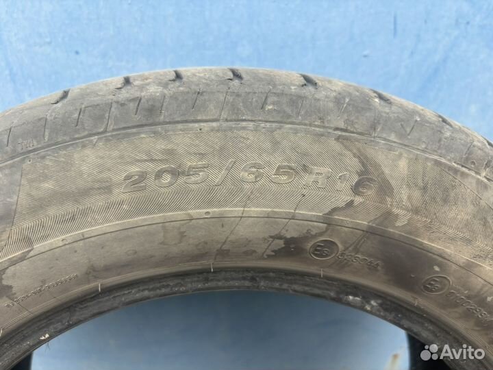 Viatti Strada 2 (V-134) 205/65 R16 19E