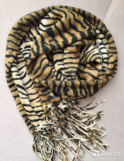 Женский шарф