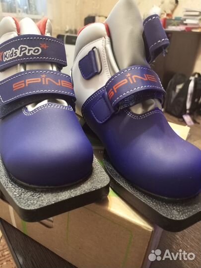 Новые, лыжные ботинки, 31 р