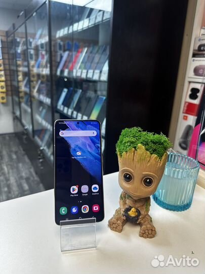 Samsung Galaxy S21, 8/256 ГБ