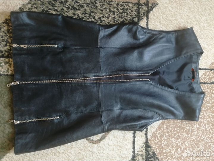 Кожаный жилет женский