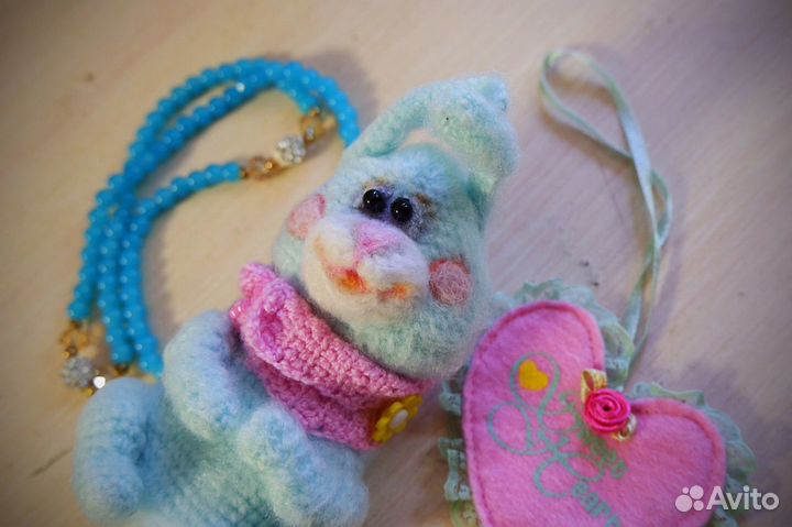 Заяц ручная работа