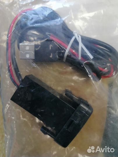 USB адаптер+ зарядка Toyota, Lexus