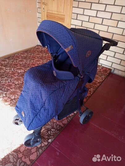 Прогулочная коляска infiniti