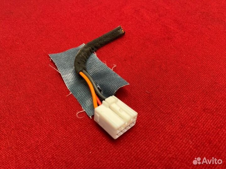 Штекер кнопки эсп передний правый Hyundai Elantra