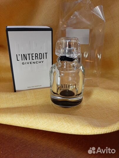 Пустой флакон от парфюма givenchy linterdit