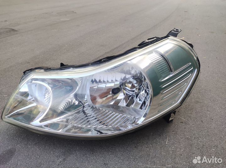 Фара для Сузуки SX4