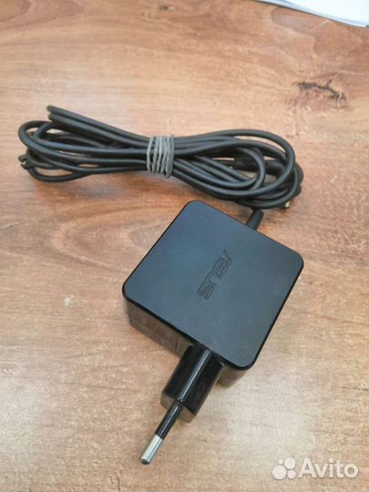 Ноутбук Asus D541N