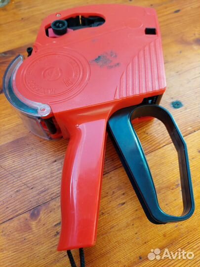 Диспенсер для лент