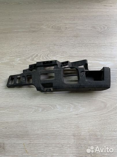 Кронштейн крепление бампера Renault megane 2 Прав