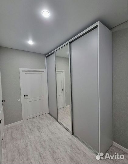 Шкаф белый (и другие цвета)