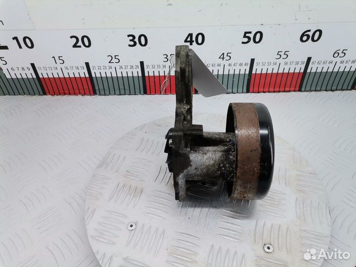 Помпа Ford Focus 1998 1566239