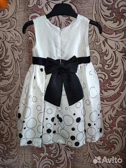 Платье для девочки нарядное