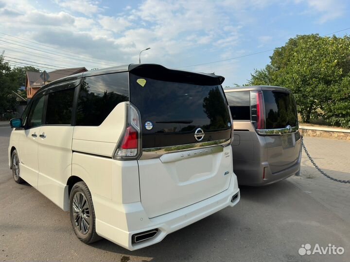 Nissan Serena 2.0 CVT, 2017, 89 000 км