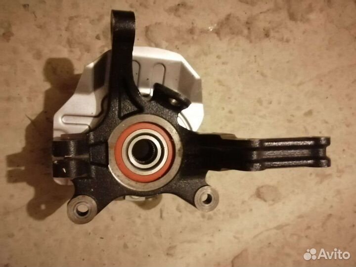 Тагаз вега с 100.Кулак передний левый