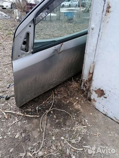 Дверь левая передняя ниссан ноут