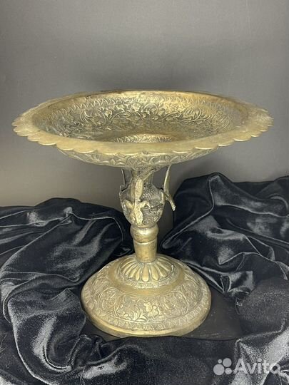 Фруктовница с ящерицами. Редкая