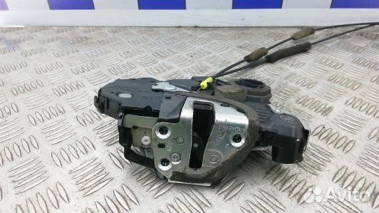 Замок двери передней правой toyota avensis T27 (KN