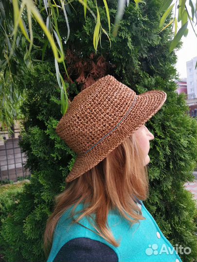 Шляпа женская соломенная