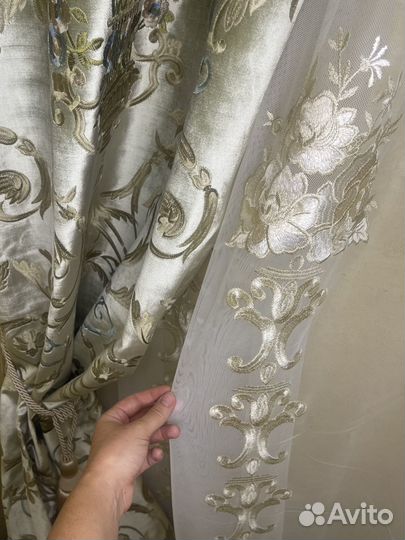 Шторы Италия бархат с вышивкой