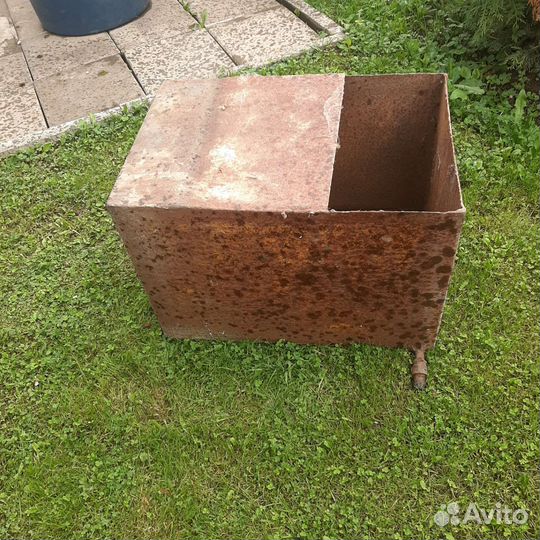 Бак для воды металлический