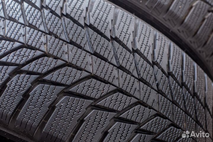 Triangle Snowlink TWT02 225/55 R18 102R