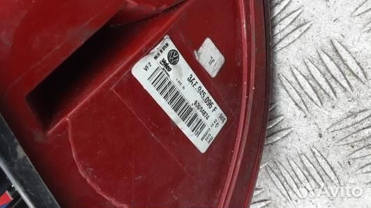 Фонарь задний правый volkswagen passat B7 (5DN15MY