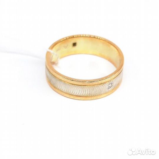 Золотое обручальное кольцо с бриллиантом 0р