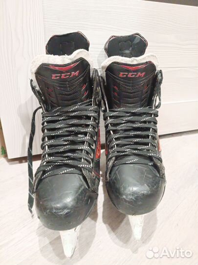 Коньки CCM Rbz размер 9,5 ее