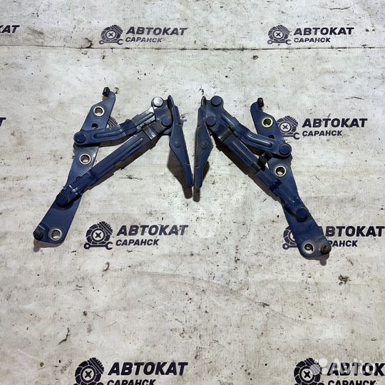 Петли багажника Nissan Primera P11