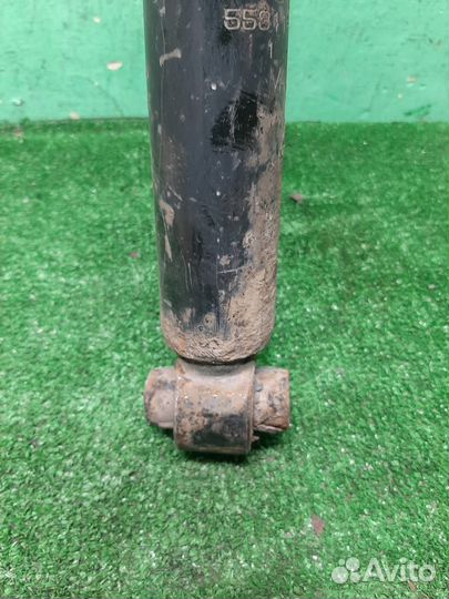 Стойка амортизатора задняя KIA Sportage 3 (SL) 20