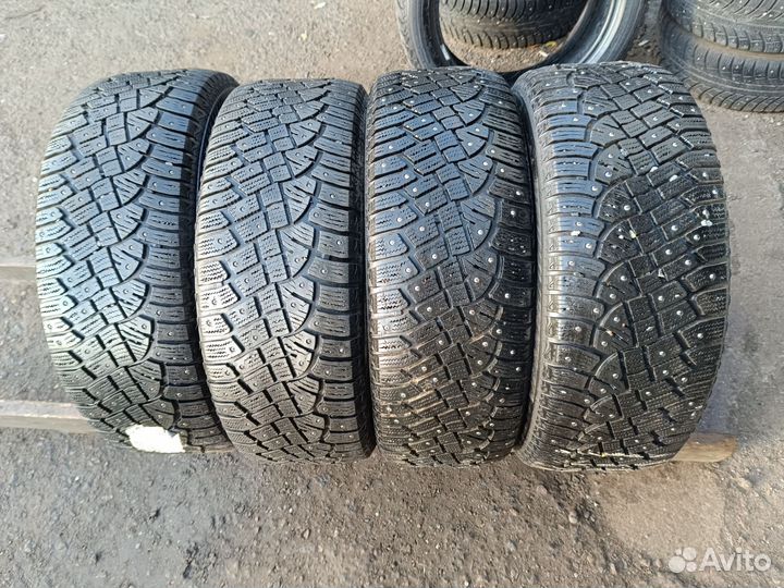 Continental IceContact 2 215/60 R16