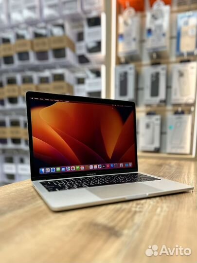 MacBook Pro 13