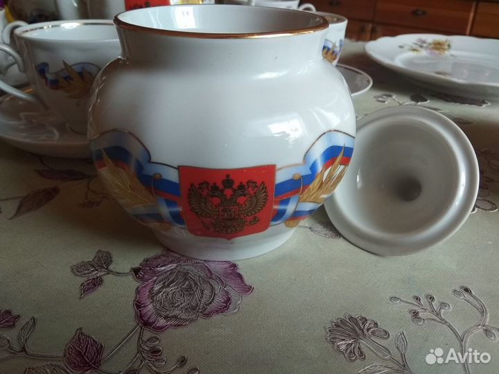 Чайный сервиз Дулево. Российская геральдика. Новый