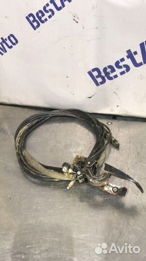 Кнопка открывания багажника и лючка бензобака