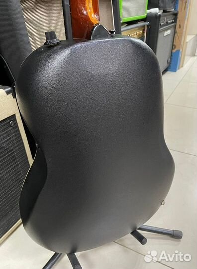 Ovation Balladeer 1621 США 1981