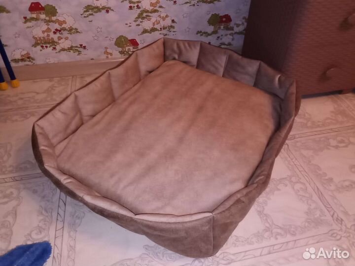 Лежанка для кошки и собаки