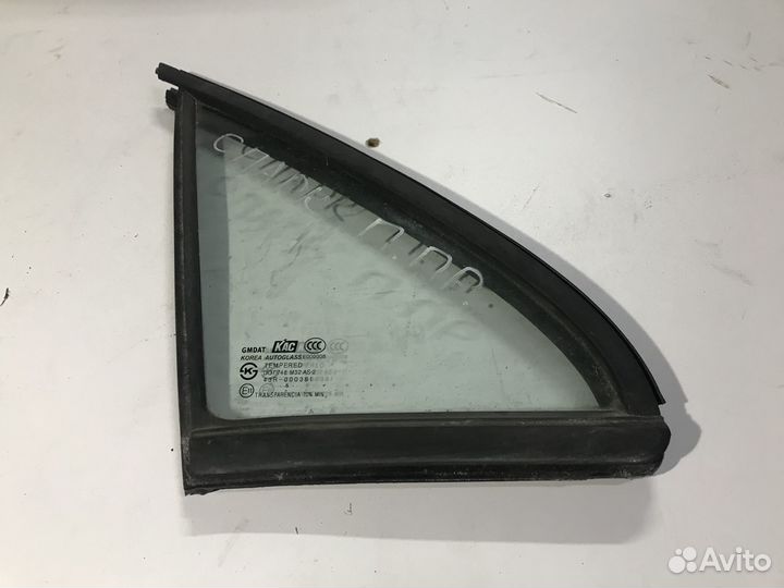 Форточка передняя правая Chevrolet Spark