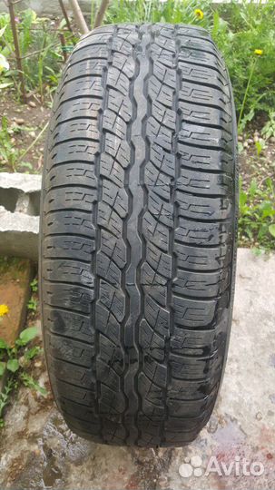Bridgestone Dueler H/T D687 225/65 R17